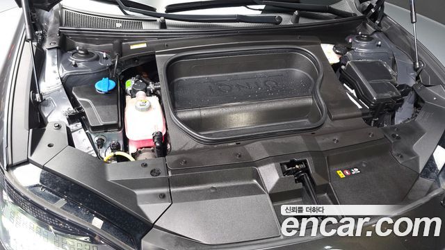 Hyundai Ioniq 6 Long Range AWD Prestige 2025 — фото 6