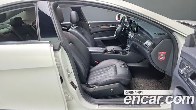 Mercedes-Benz CLS-Class (W218) CLS350 d 4MATIC 2016 — фото 26