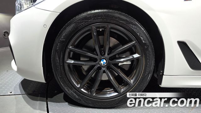 BMW 5 Series (G30) 520d M Sport Package Plus 2017 — фото 5