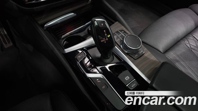 BMW 5 Series (G30) 520d M Sport Package Plus 2017 — фото 9