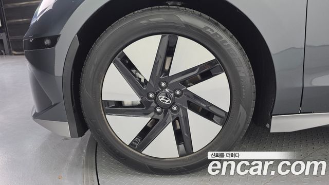 Hyundai Ioniq 6 Long Range Prestige 2023 — фото 5