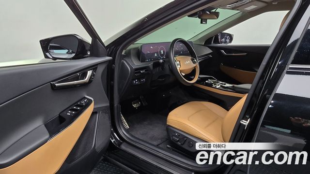 Kia EV6 Long Range Earth 2023 — фото 10