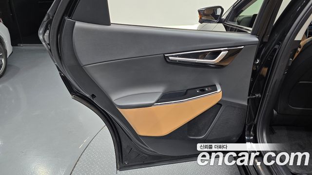 Kia EV6 Long Range Earth 2023 — фото 25