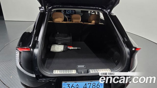 Kia EV6 Long Range Earth 2023 — фото 29