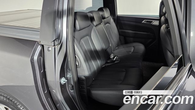 KG Mobility (SsangYong) Rexton Sports Khan Diesel 2.2 2WD Professional X (5-Link) 2019 — фото 12