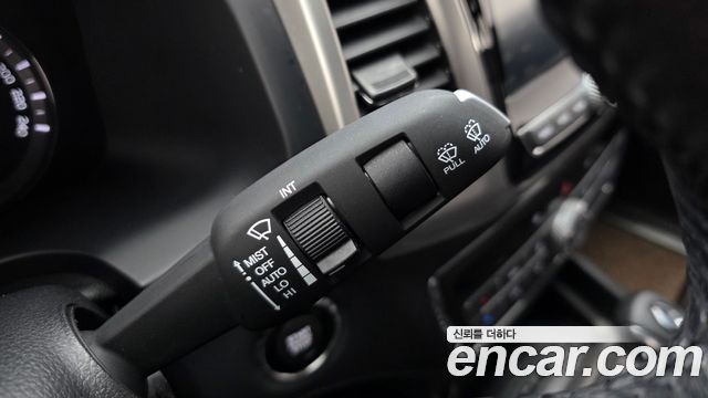 KG Mobility (SsangYong) Rexton Sports Khan Diesel 2.2 2WD Professional X (5-Link) 2019 — фото 18