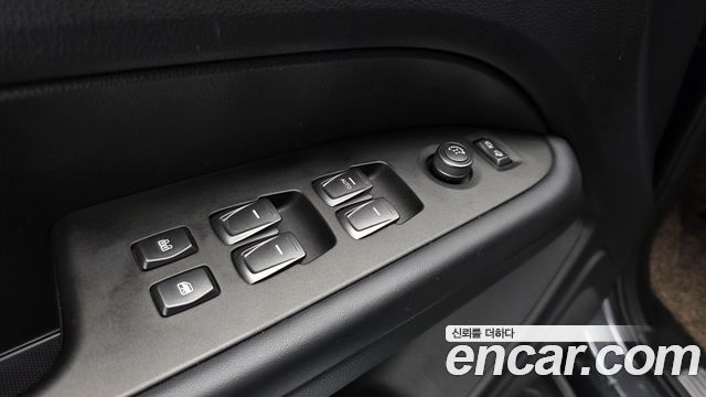 KG Mobility (SsangYong) Rexton Sports Khan Diesel 2.2 2WD Professional X (5-Link) 2019 — фото 29