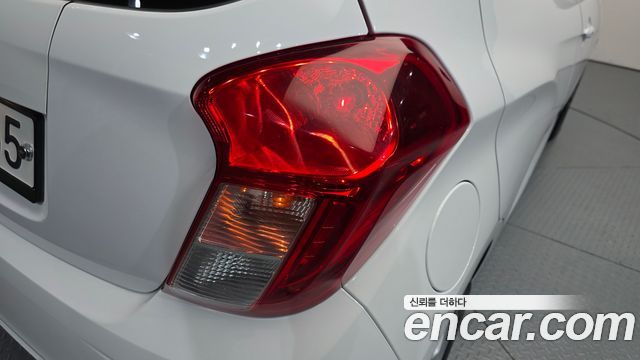 Chevrolet Spark LT 2020 — фото 23