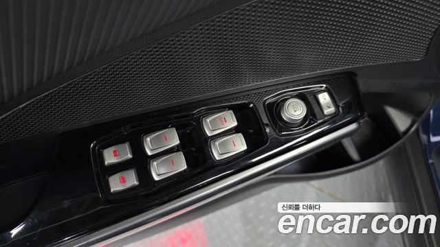KG Mobility (SsangYong) Tivoli Armor Gear Edition 2WD 2018 — фото 14