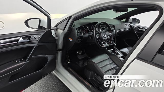 Volkswagen Golf (VII) 2.0 GTI 2016 — фото 10