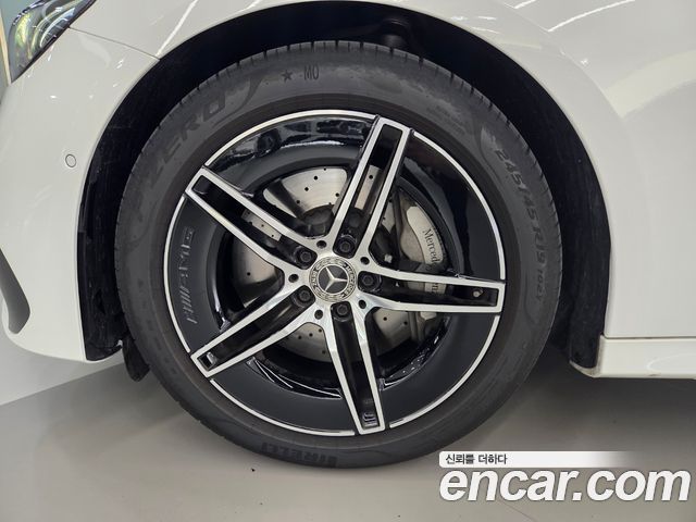Mercedes-Benz E-Class (W214) E200 AMG Line 2026 — фото 5