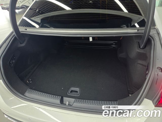 Mercedes-Benz E-Class (W214) E200 AMG Line 2026 — фото 6