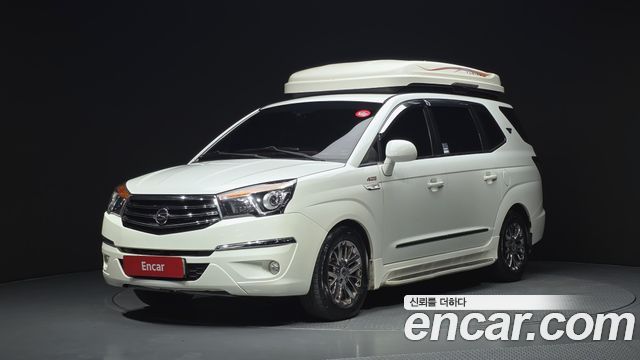 KG Mobility (SsangYong) Korando Turismo 4WD Extreme 9-seater 2015 — фото 1