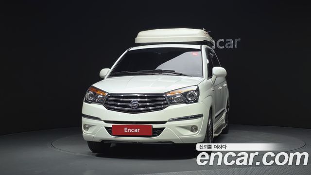 KG Mobility (SsangYong) Korando Turismo 4WD Extreme 9-seater 2015 — фото 3