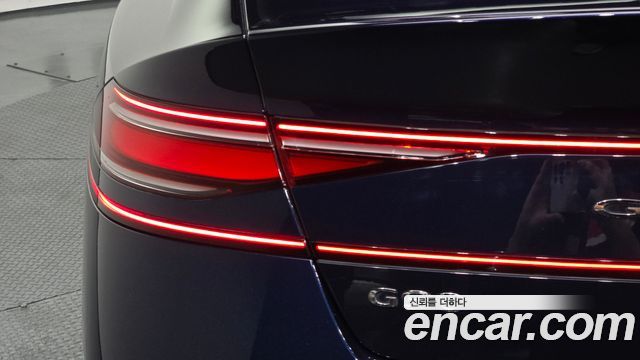 Genesis G90 (RS4) Gasoline 3.5 Turbo AWD 2023 — фото 23