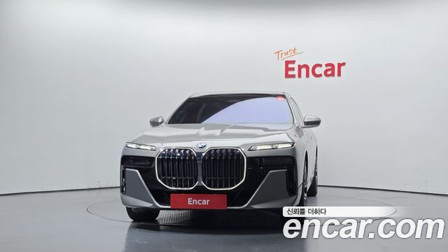 BMW 7 Series (G70) 740d xDrive M Sport 2024 — фото 3