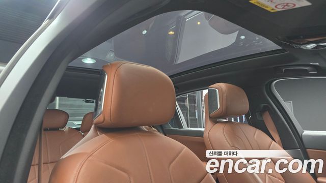 BMW 7 Series (G70) 740d xDrive M Sport 2024 — фото 19