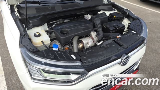 KG Mobility (SsangYong) Beautiful Korando Gasoline 1.5 2WD C5 Plus 2022 — фото 6