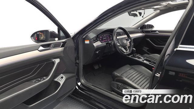 Volkswagen Passat GT (B8) 2.0 TDI Prestige 2022 — фото 10