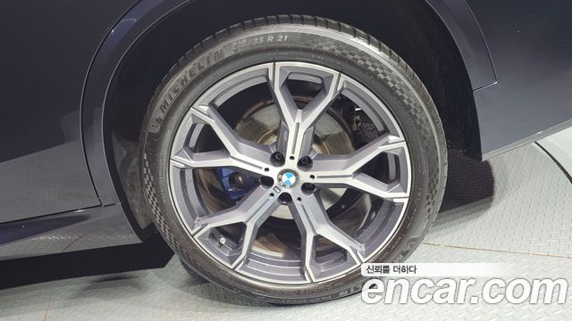 BMW X5 (G05) xDrive 40i M Sport 2022 — фото 21