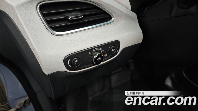 Chevrolet Bolt EV EV Premier 2018 — фото 17