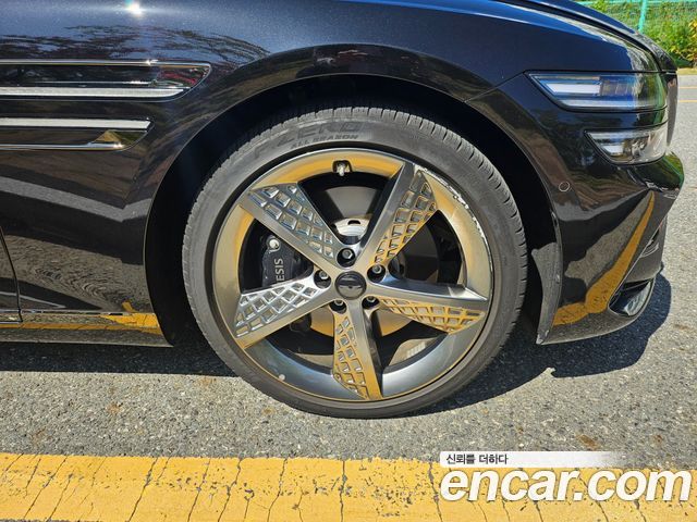 Genesis G80 (RG3) Gasoline 2.5 Turbo AWD 2025 — фото 11
