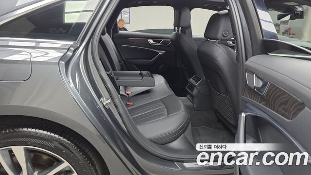 Audi A6 (C8) 45 TFSI Quattro Premium 2021 — фото 12