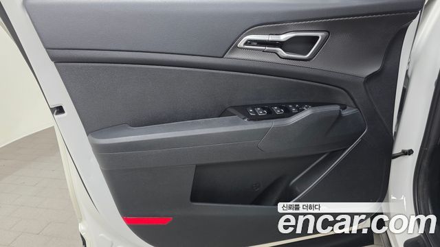 Kia Sportage (V) Diesel 2.0 2WD Prestige 2022 — фото 27