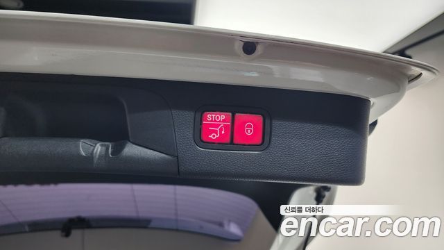 Mercedes-Benz GLC-Class (X253) GLC300 4MATIC AMG Line 2019 — фото 17