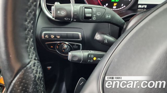 Mercedes-Benz GLC-Class (X253) GLC300 4MATIC AMG Line 2019 — фото 30