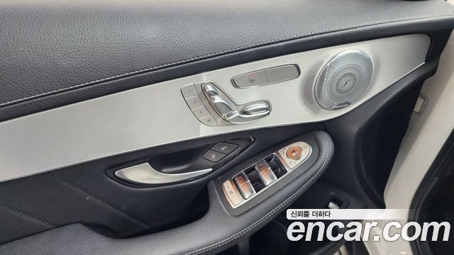 Mercedes-Benz GLC-Class (X253) GLC300 4MATIC AMG Line 2019 — фото 33