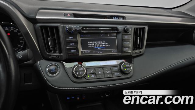Toyota RAV4 2.5 2WD 4th 2018 — фото 18