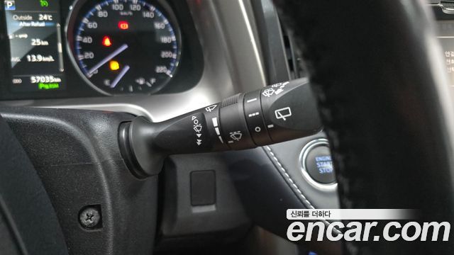 Toyota RAV4 2.5 2WD 4th 2018 — фото 35
