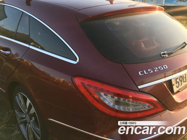 Mercedes-Benz CLS-Class (W218) CLS250 CDI Shooting Brake 2013 — фото 8