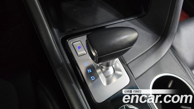 Genesis G70 Gasoline 2.0T 4WD 2022 — фото 9