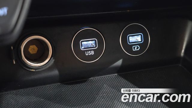 Genesis G70 Gasoline 2.0T 4WD 2022 — фото 13