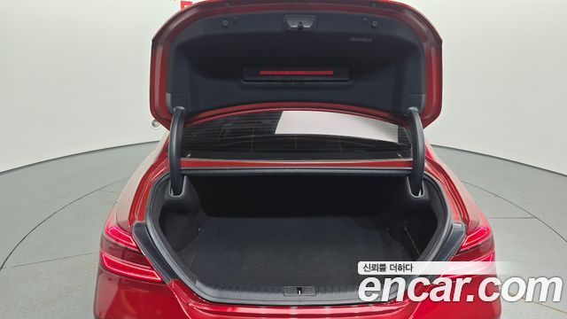 Genesis G70 Gasoline 2.0T 4WD 2022 — фото 18