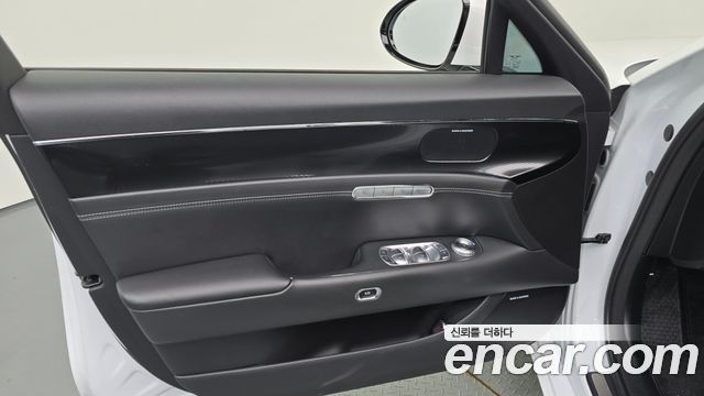 Genesis G90 (RS4) Gasoline 3.5 Turbo AWD 2023 — фото 24