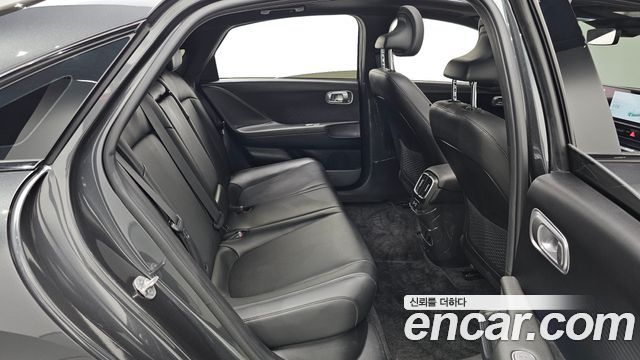 Hyundai Ioniq 6 Long Range Exclusive + 2025 — фото 12