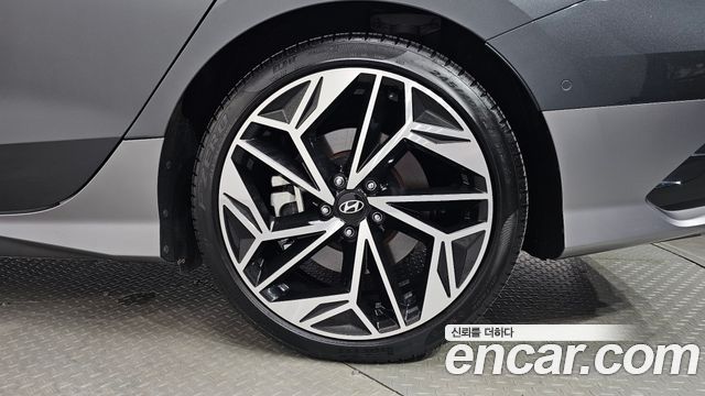Hyundai Ioniq 6 Long Range Exclusive + 2025 — фото 21