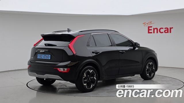 Kia Niro EV Air 2023 — фото 2