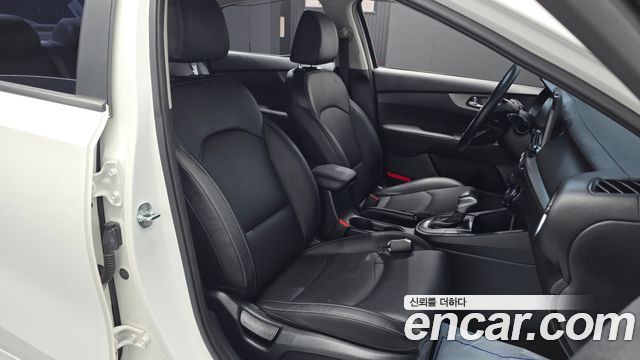 Kia K3 Standard 2021 — фото 26