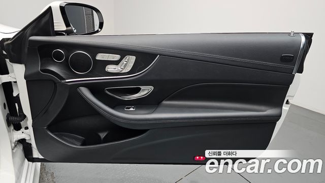 Mercedes-Benz E-Class (W213) E220d Cabriolet 2019 — фото 25
