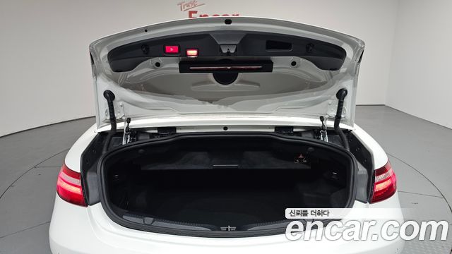 Mercedes-Benz E-Class (W213) E220d Cabriolet 2019 — фото 30