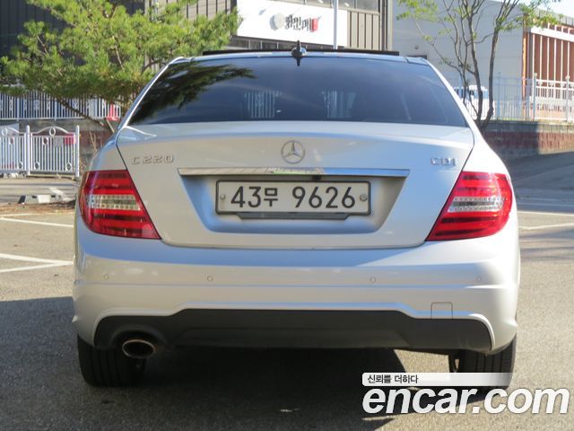 Mercedes-Benz C-Class (W204) C220 CDI AVANTGARDE 2013 — фото 6