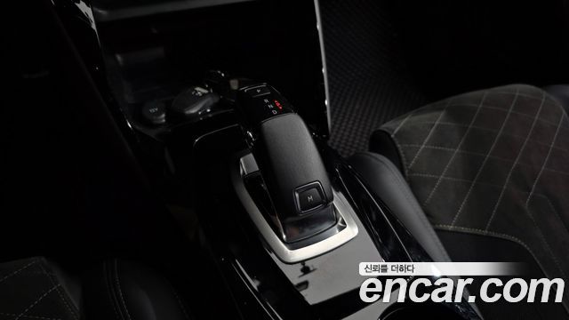 Peugeot 2008 (II) 1.5 BlueHDi GT Line 2021 — фото 9