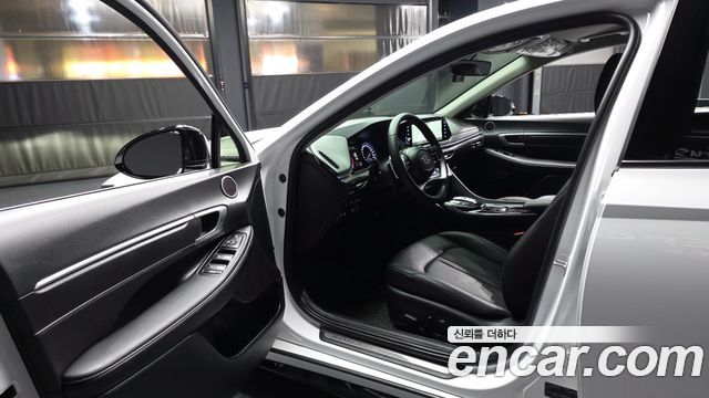 Hyundai Sonata (DN8) 2.0 Premium Plus 2023 — фото 10