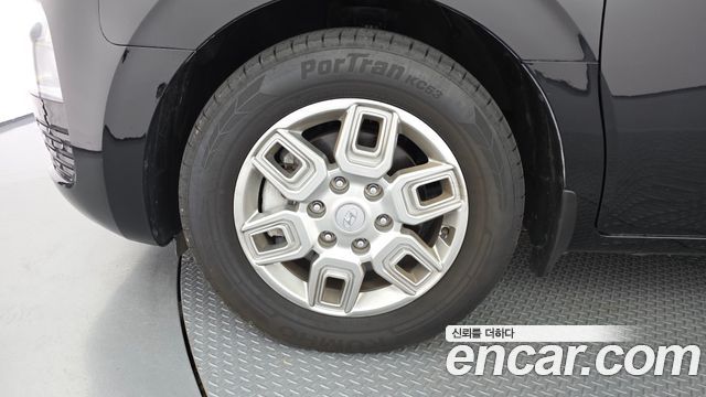 Hyundai Staria Cargo 5-Seater Modern 2024 — фото 5