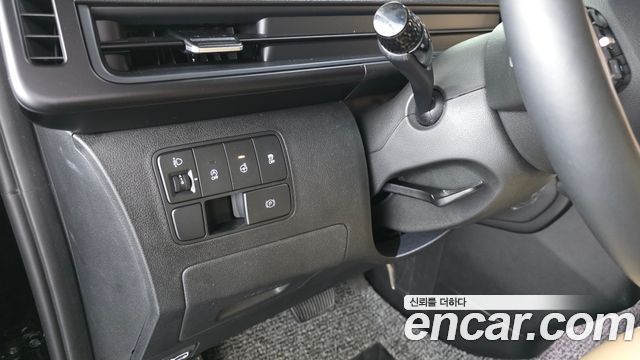 Hyundai Staria Cargo 5-Seater Modern 2024 — фото 14