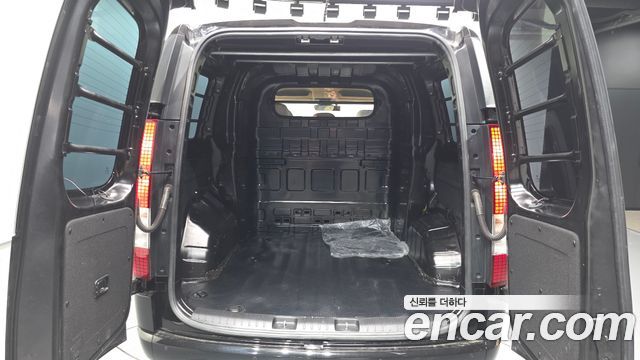 Hyundai Staria Cargo 5-Seater Modern 2024 — фото 20